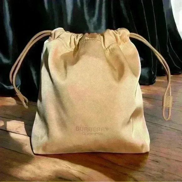 Burberry Gold Cosmetic Bag - Picture 1 of 4